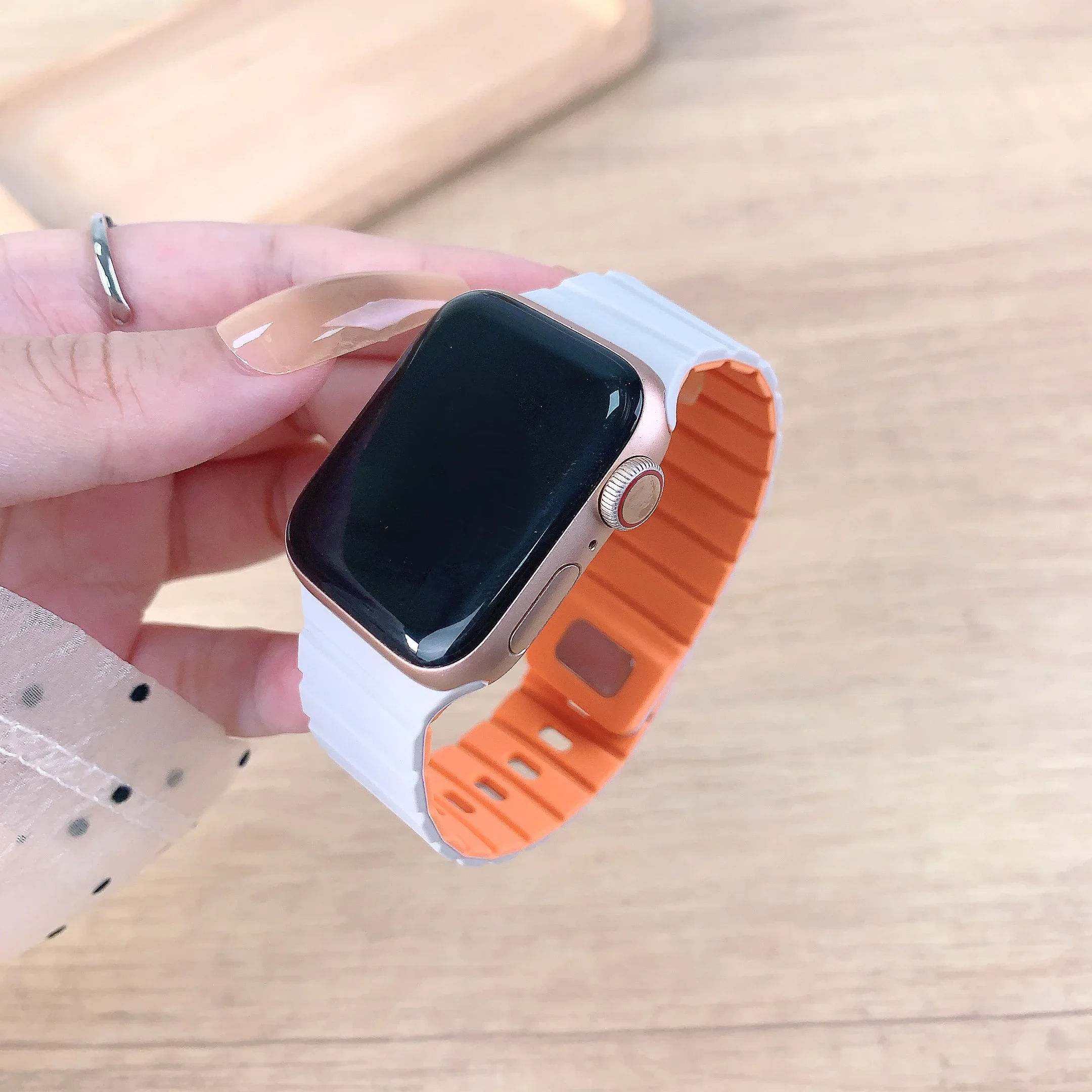Магнитный силиконовый ремешок  – обзор и цена Smartwatch Apple Watches For Men